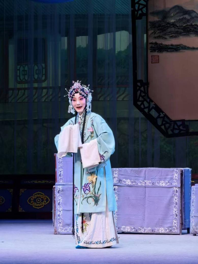 青春接力传秦韵，古调新声绽芳华——西安交通大学"秦韵汇智"实践团队对话秦腔传承人 