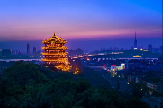 首个“非遗春节”带动全球旅游市场开门红，携程接送机服务助力便捷出行 